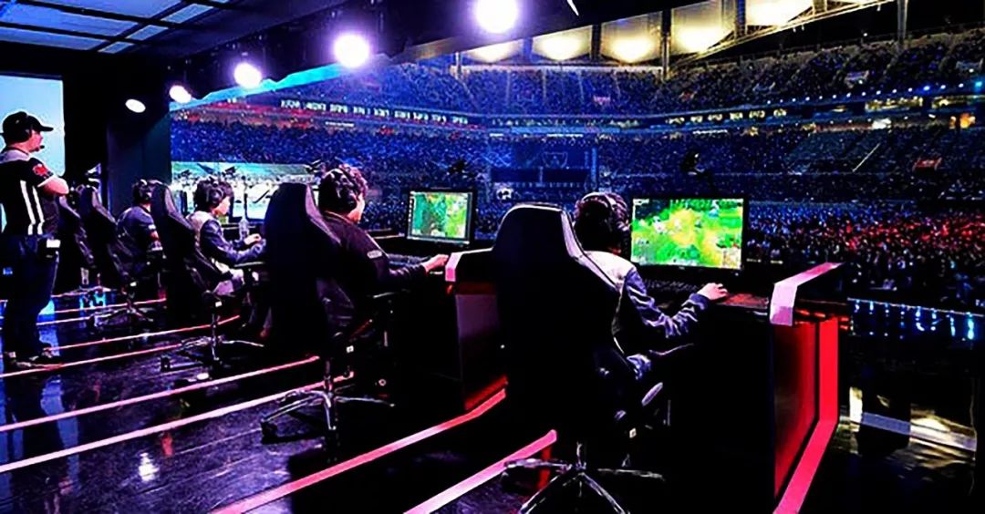 太阳队在杜 太阳队在杜