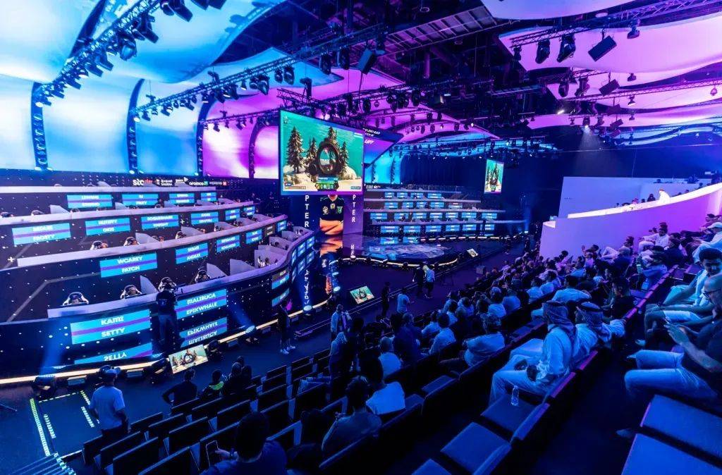 雷霆依旧不 雷霆依旧不