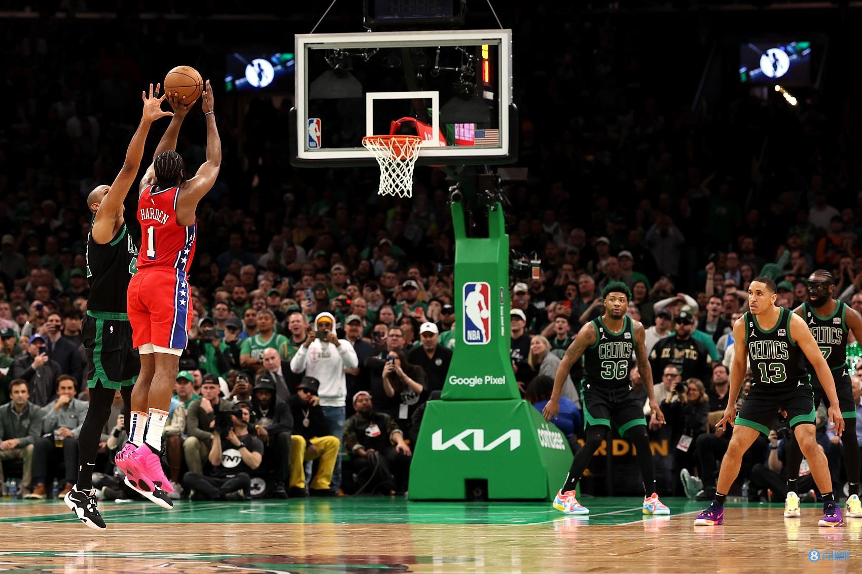 都考验湖人 都考验湖人